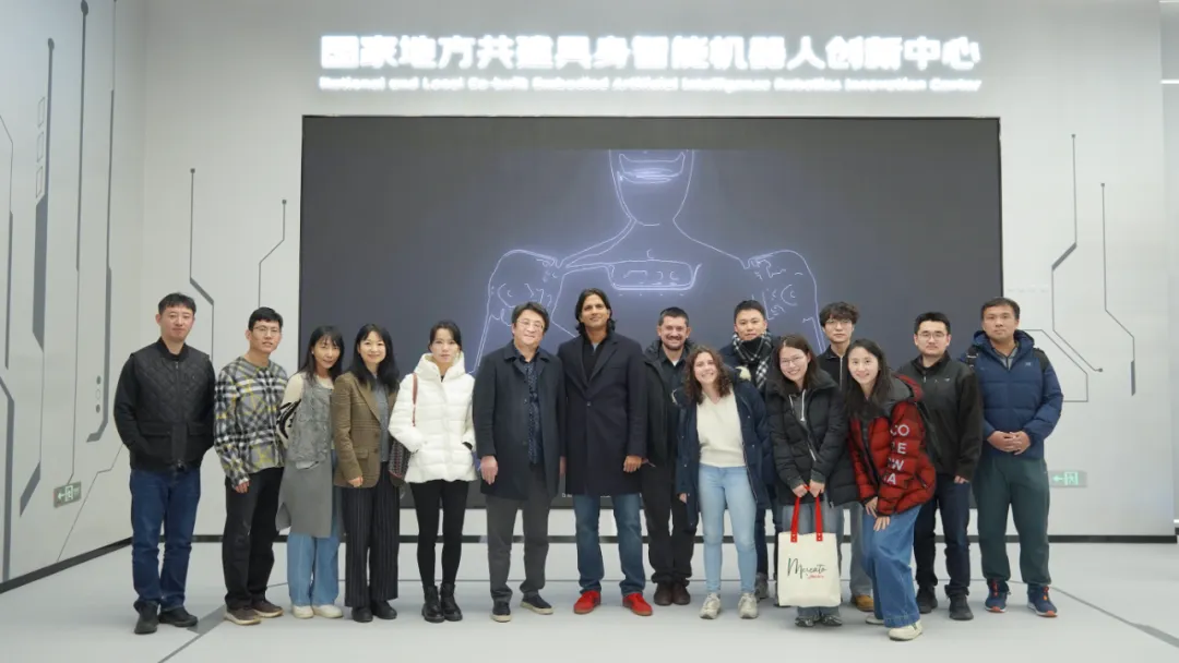 英伟达与北京创新中心共推机器人发展-第1张图片-欧意下载