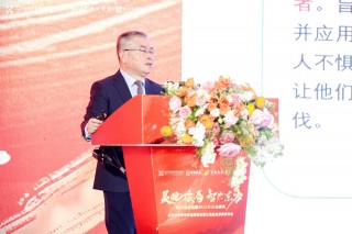 李扬分析2025年中国经济政策走向