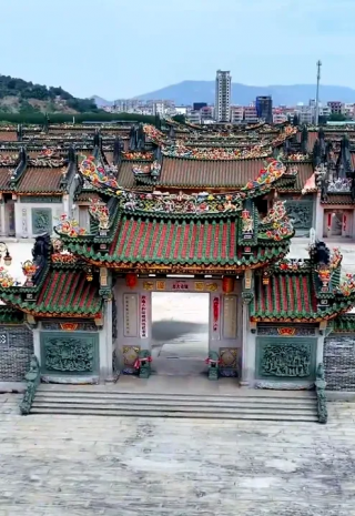 广东豪华庄园“英之园”因违建将被强制拆除